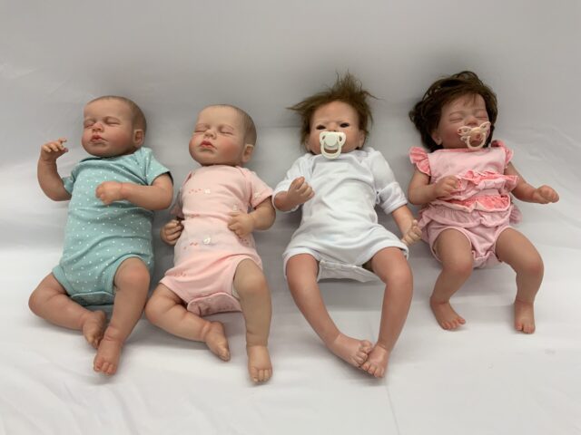 Bebés reborn: ¿de qué va la curiosa terapia hecha con "muñecos huérfanos"?