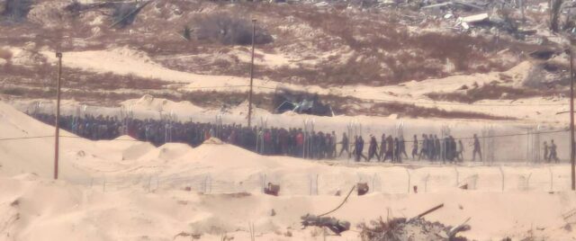 Disturbios durante las primeras horas de reparto de ayuda de la fundación de EE UU en Gaza