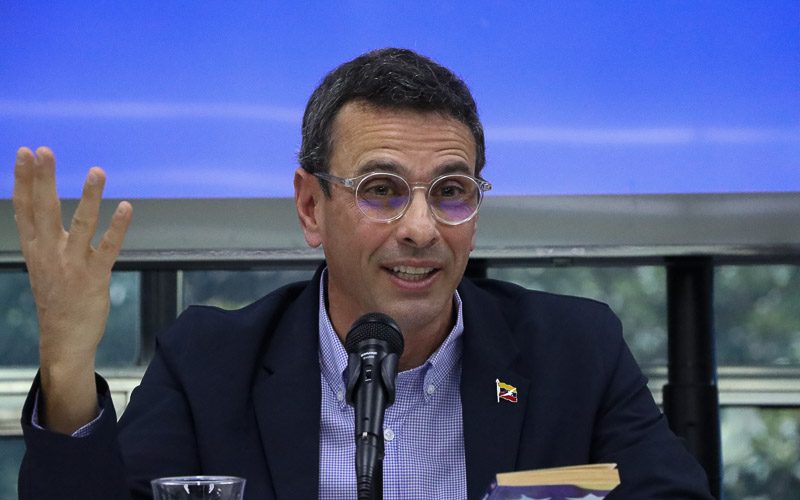 Henrique-Capriles-Mairet-Chourio-18-800x500