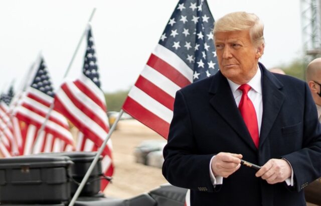 Trump molesto con jueces que han obstaculizado su política de deportaciones masivas