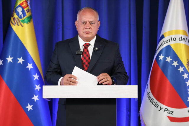 Nuevas detenciones contra políticos acentúan la crisis a dos días de comicios
