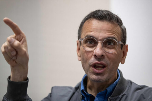 Henrique Capriles acusó al chavismo de querer una elección clandestina