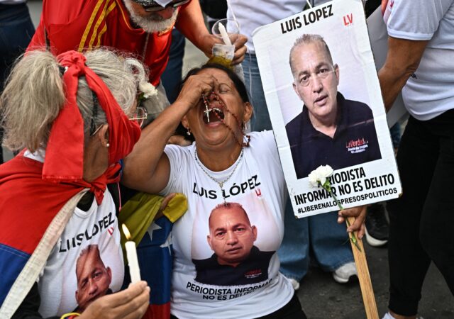 Número de presos políticos bajó ligeramente en Venezuela: hay 894 en las cárceles de Maduro