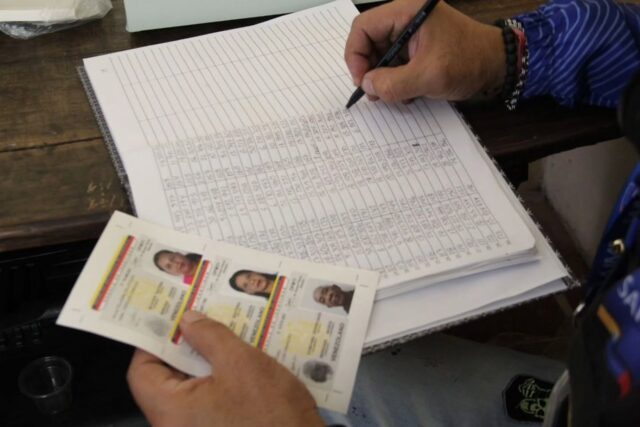 El Saime alertó sobre riesgos de contratar gestores para trámites de documentos
