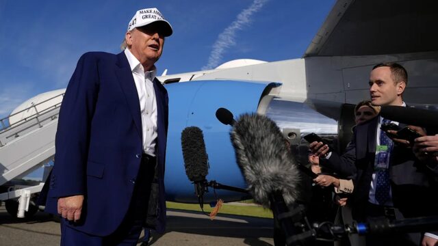 Trump presume fortaleza económica tras extender plazo para acuerdo comercial con la UE