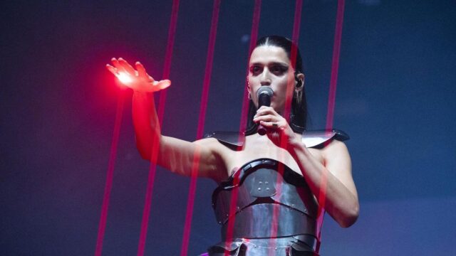 Arca cancela su participación en el Festival Sónar