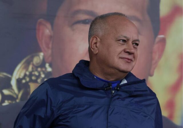 Cabello anuncia incautación de "otro lote de armas" provenientes de Trinidad y Tobago