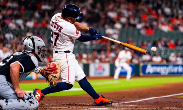 José Altuve sigue acumulando récords en las Grandes Ligas