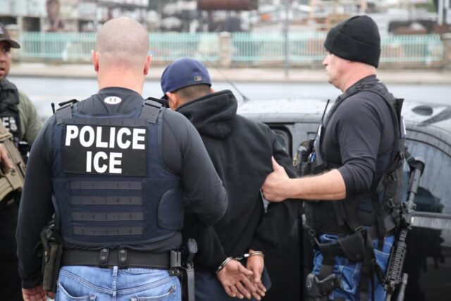 Activistas pidieron a Miami que vete el peligroso acuerdo con ICE para arrestar migrantes
