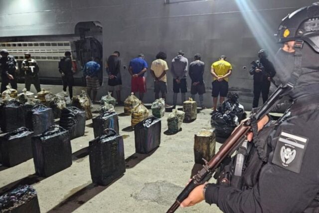 Familiares de pescadores detenidos en La Guaira rechazan acusación de narcotráfico