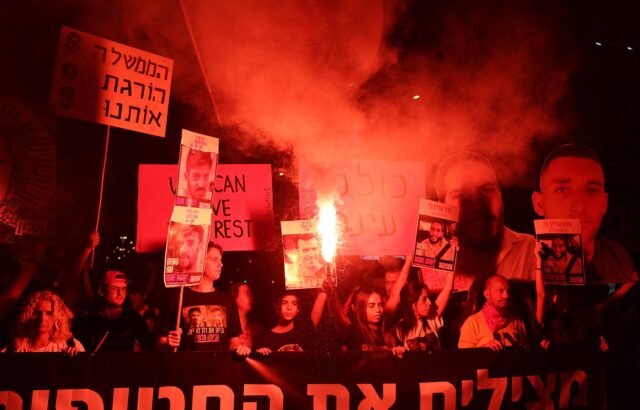 Protesta en Tel Aviv para exigir la liberación de rehenes aún cautivos en Gaza
